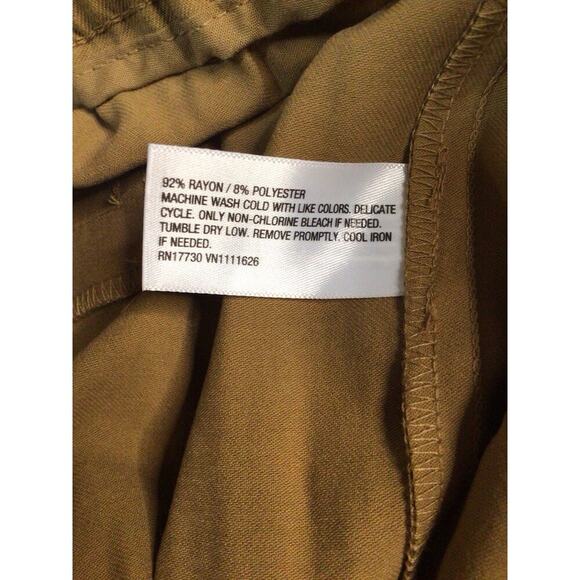 A New Day Women's Size XXL High-Rise Ankle Cargo Pants Elastic Waist Pockets Tan - Picture 5 of 10